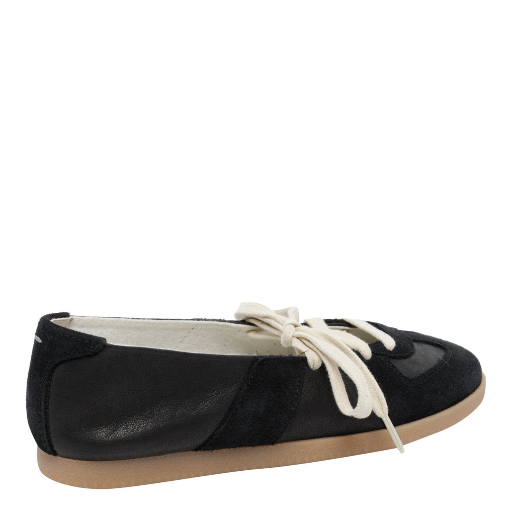 Maison Margiela Women's Calf Leather Ballet Flats in Black