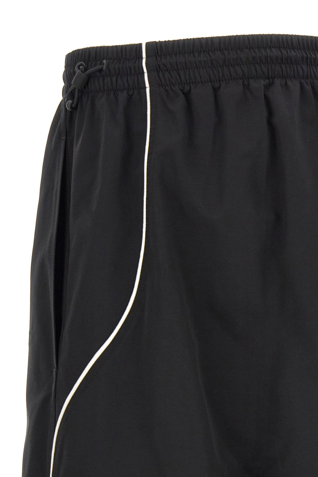 Gucci Men's Black Interlocking G Bermuda Shorts - image 4