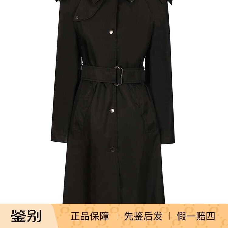 Burberry Women's Trench Coat in Black