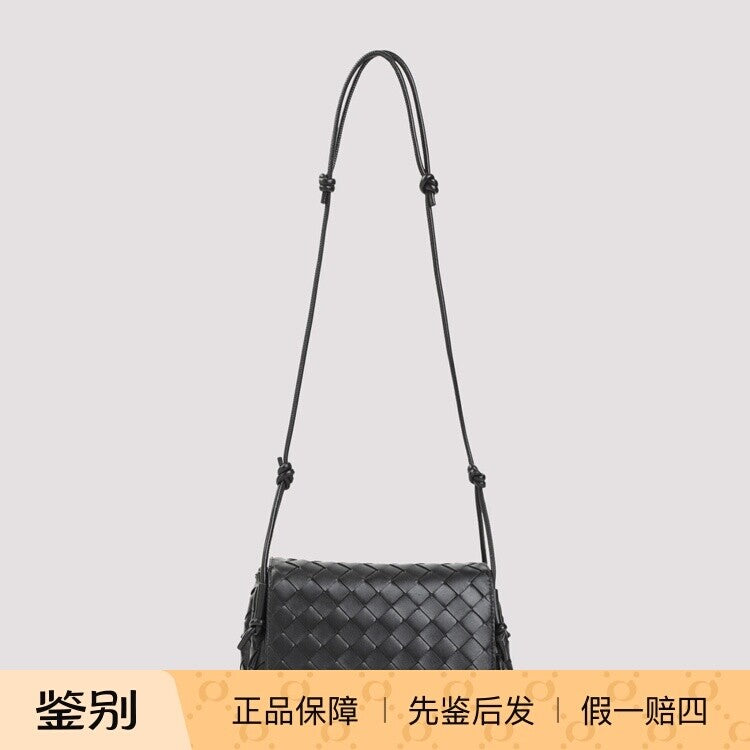 Bottega Veneta Women's Notturno Small Shoulder Bag in Black