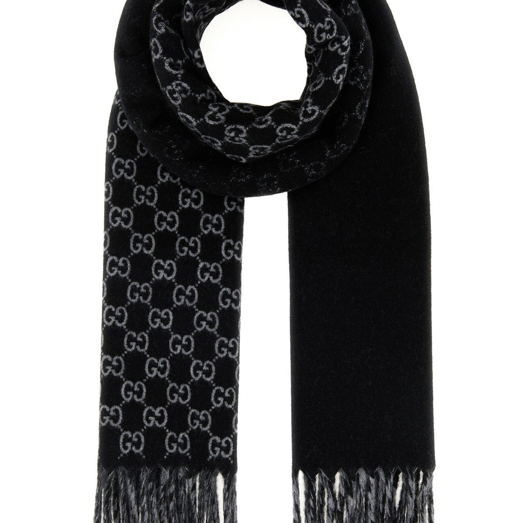 Gucci Men's Scarf in Black
