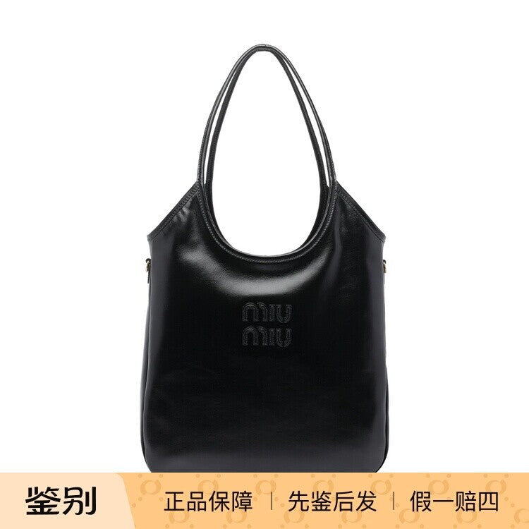 Miu Miu Women's Ivy Large Shoulder Bag in Black