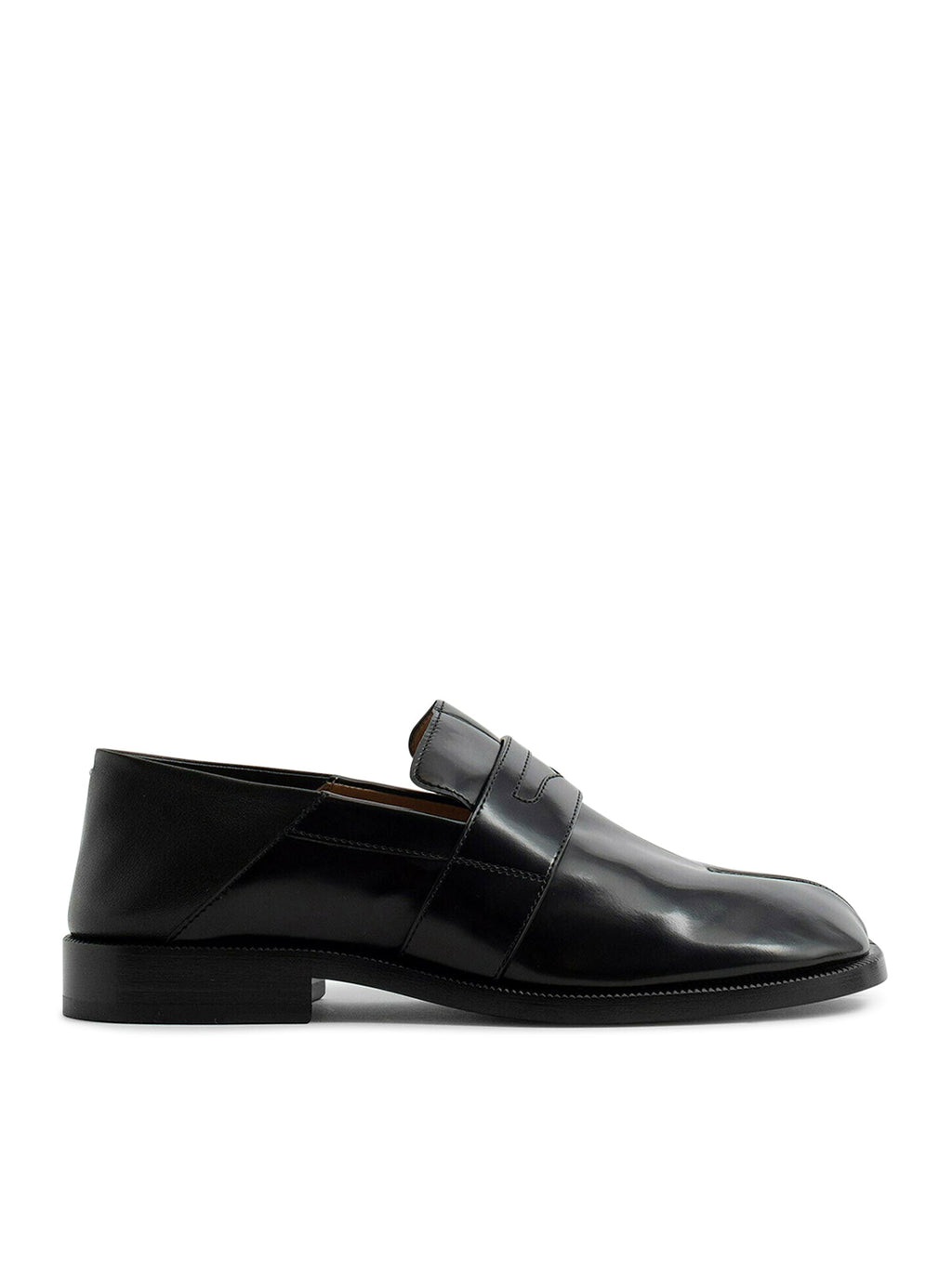 Maison Margiela Men's TABI LOAFERS in Black