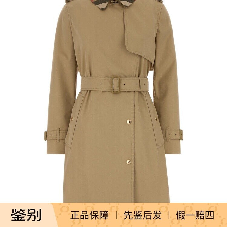 Burberry Women's Sandridge Trench Coat in Beige