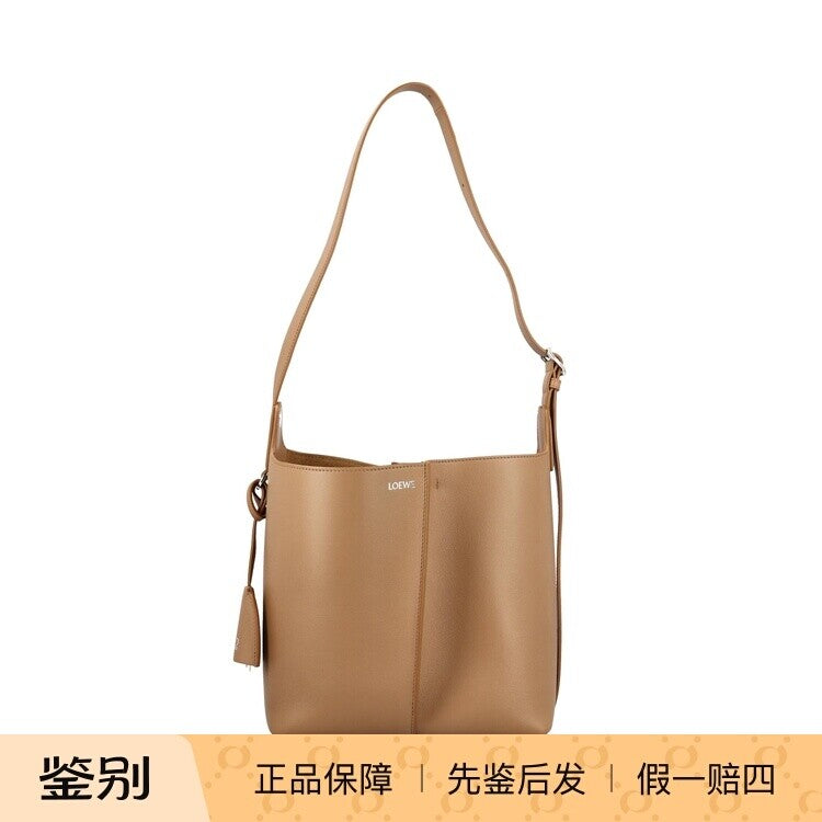 Loewe Women's Bilbao Medium Shoulder Bag in Beige