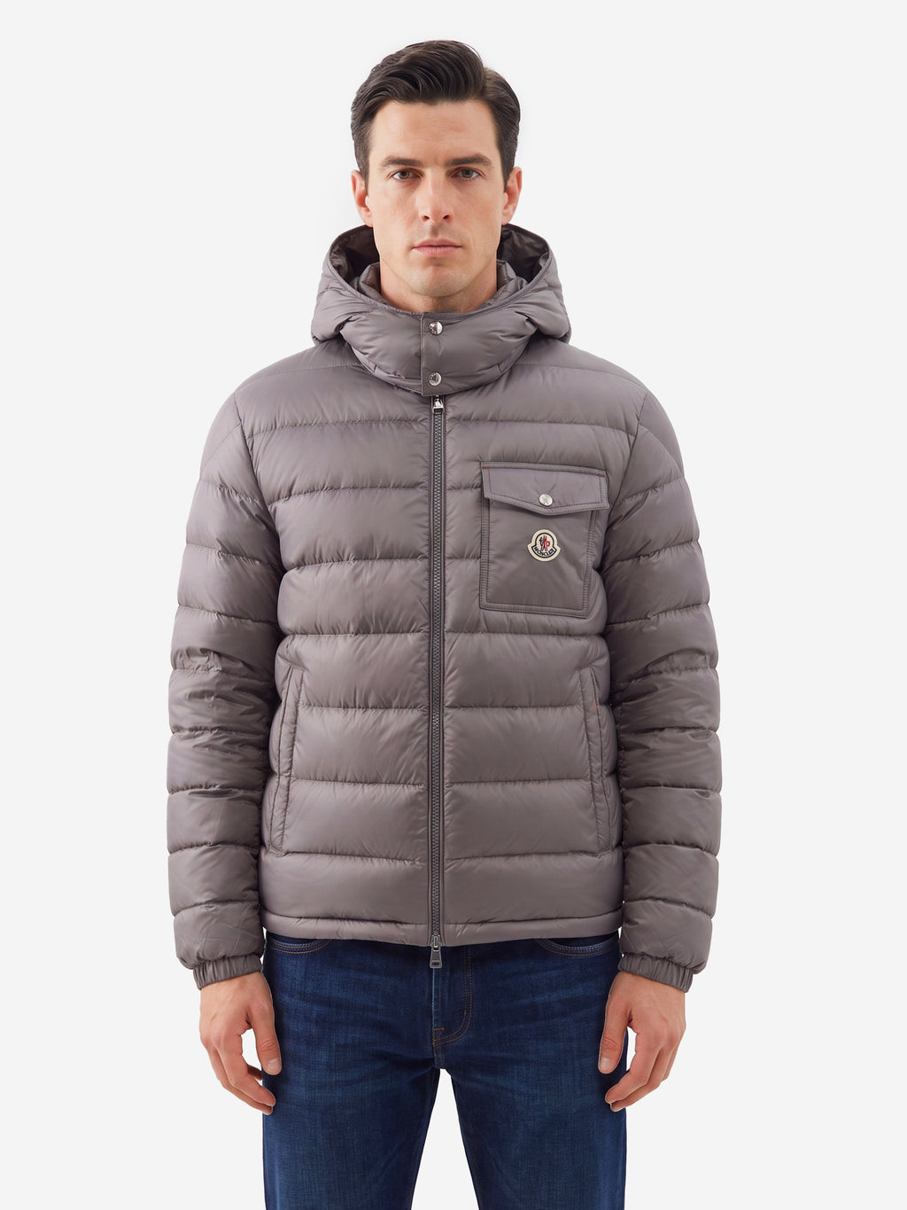 Moncler Men's Verith Short Hooded Down Jacket in Grey