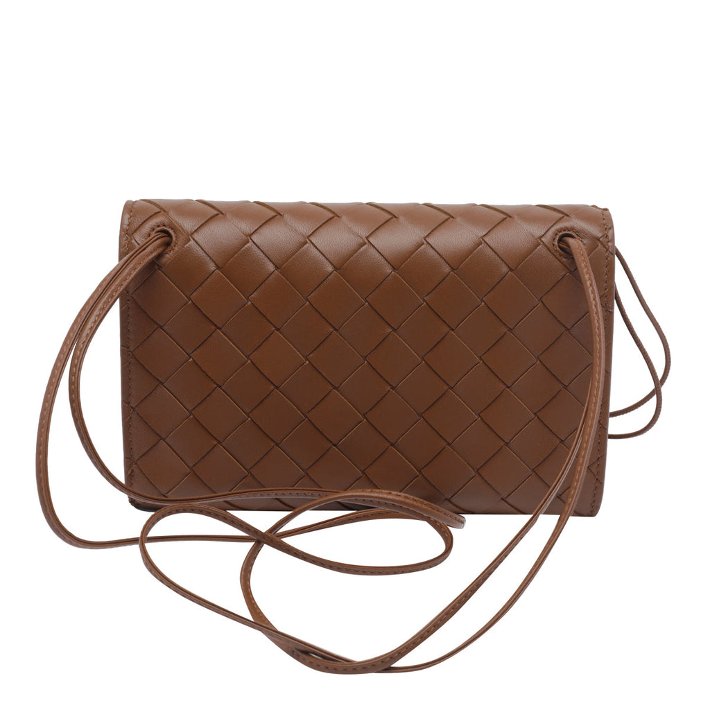 Bottega Veneta Women's Andiamo Pouch in Tannin Leather - view 4