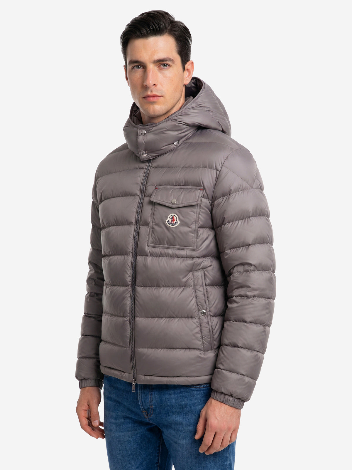 Moncler Men's Verith Short Hooded Down Jacket in Grey