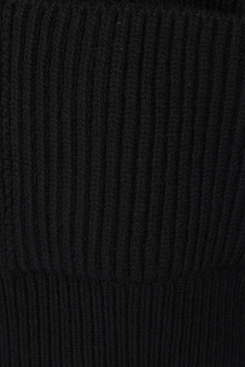 Alaia Women's Sweater in Black