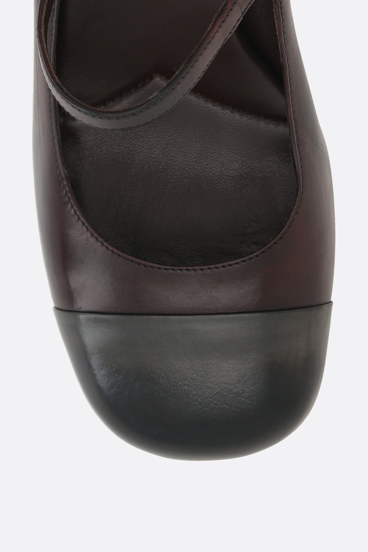 Miu Miu Women's Pumps in Dark Brown/Black