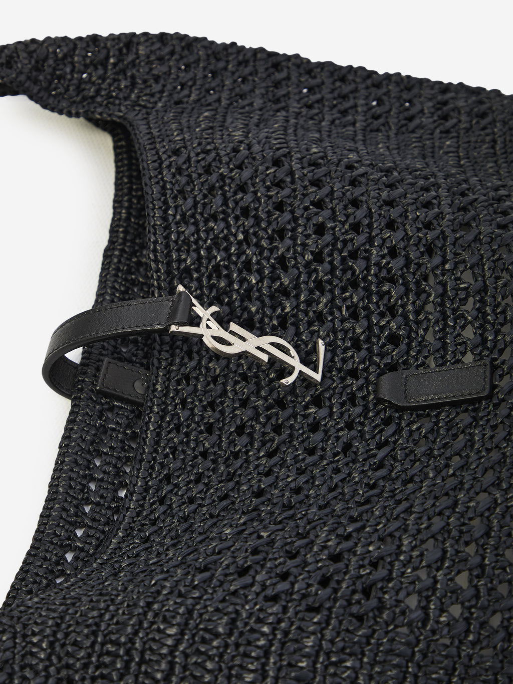 Saint Laurent Men's Le 5 À 7 Hobo Bag Medium in Black