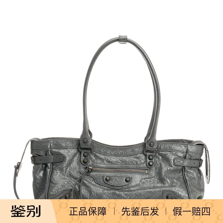 Balenciaga Women's Le City East West Bag in Grey