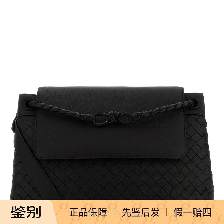 Bottega Veneta Men's Andiamo Bv Medium Bag