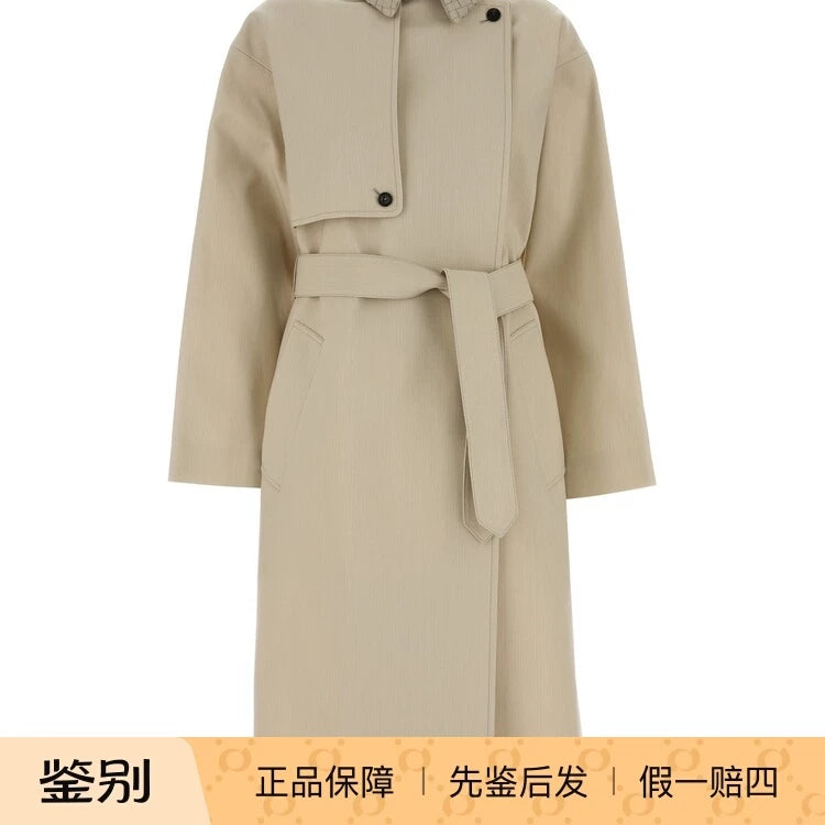 Bottega Veneta Women's Trench Coat in Beige