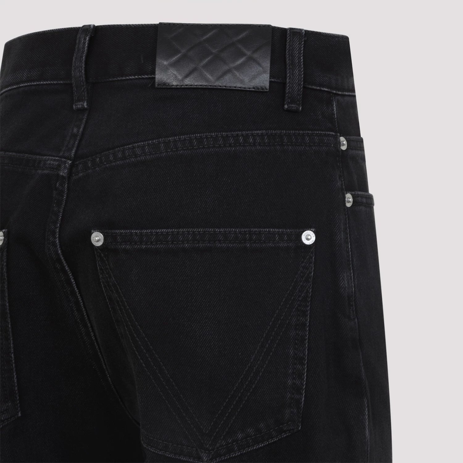 Bottega Veneta Women's Jeans in Black
