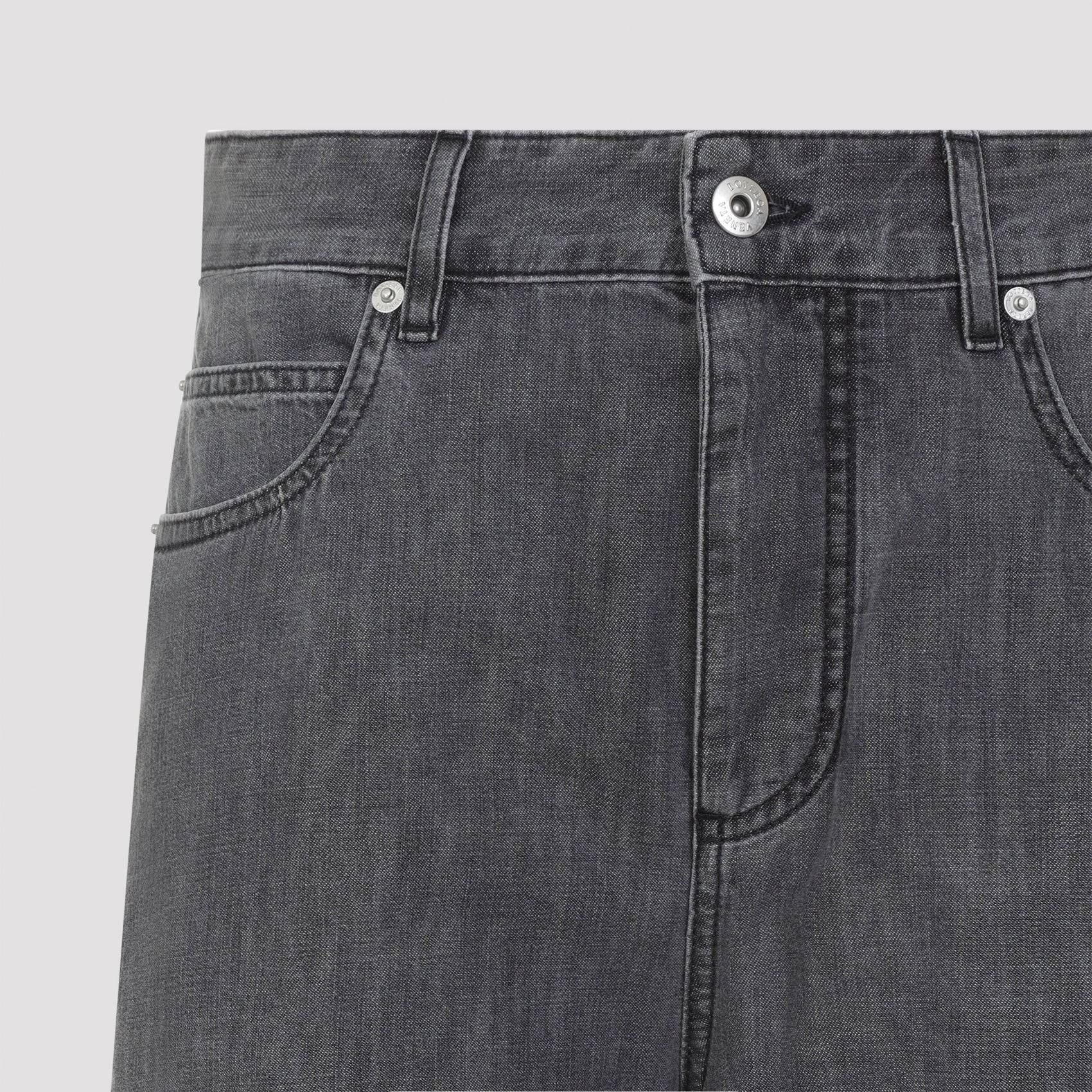Bottega Veneta Women's Jeans in Black