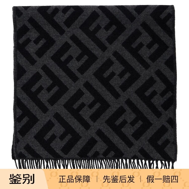 Fendi Men's Scarf in Grey