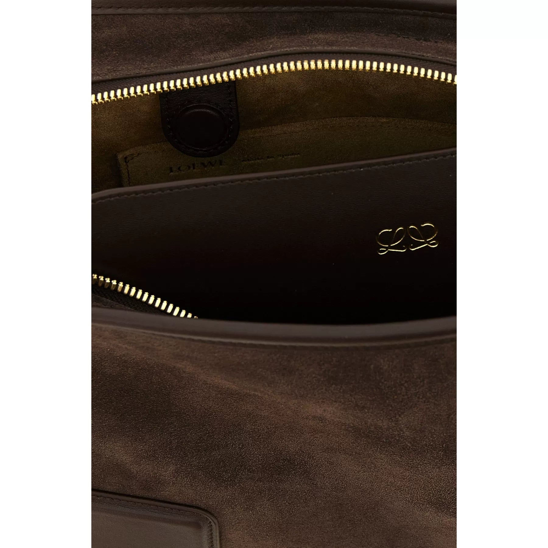 LOEWE Women's Medium Amazona 180 Shoulder Bag in Dark Brown