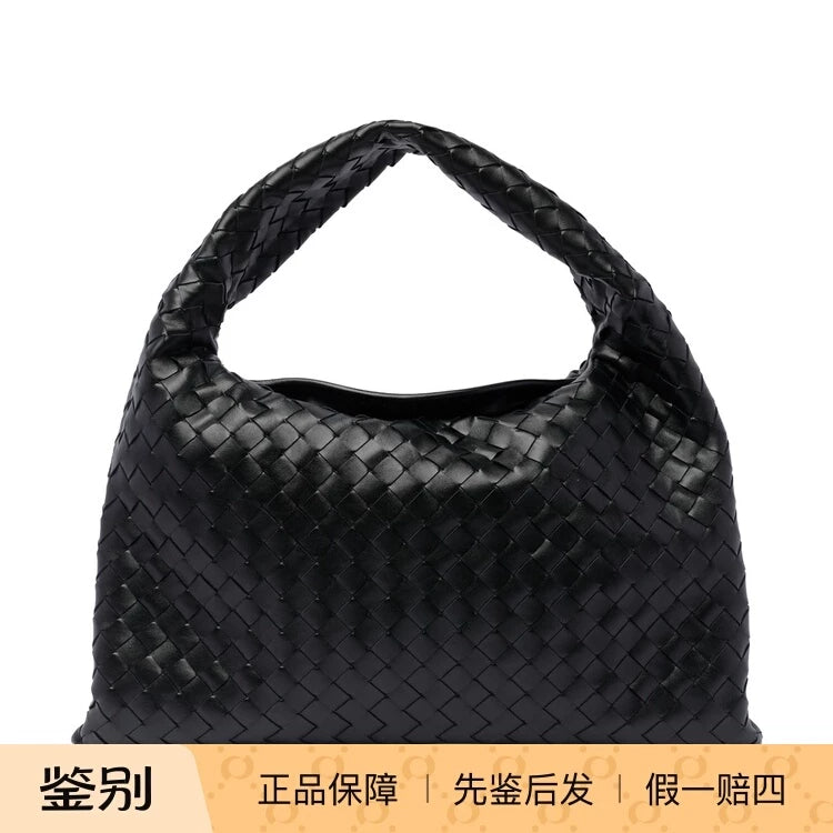 Bottega Veneta Women's Hop Small Bag in Black