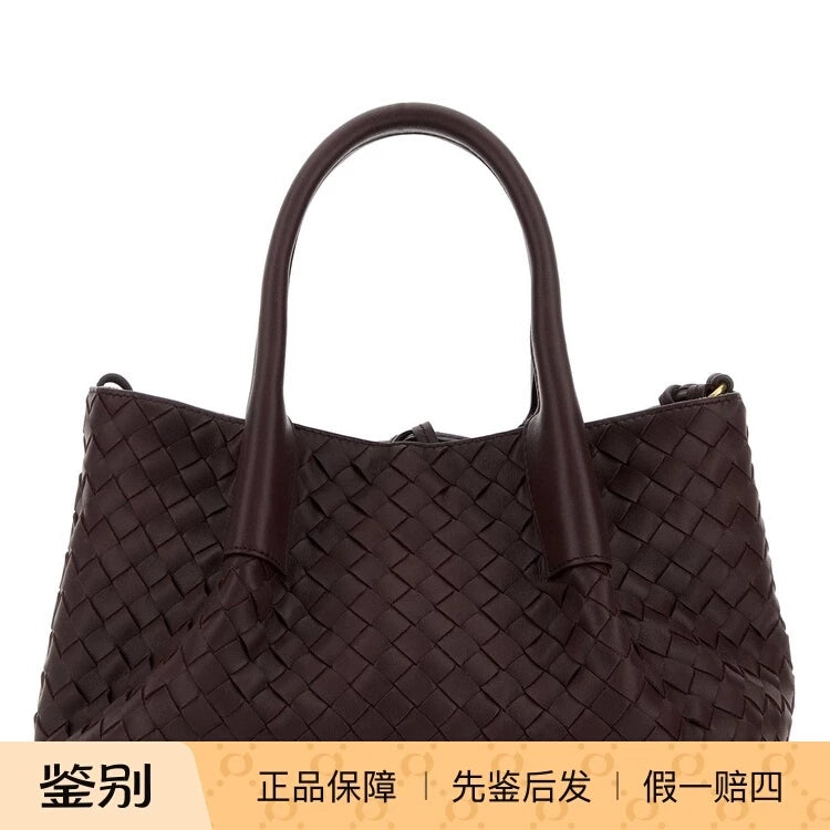 Bottega Veneta Women's Bv Pinacoteca Small Bag