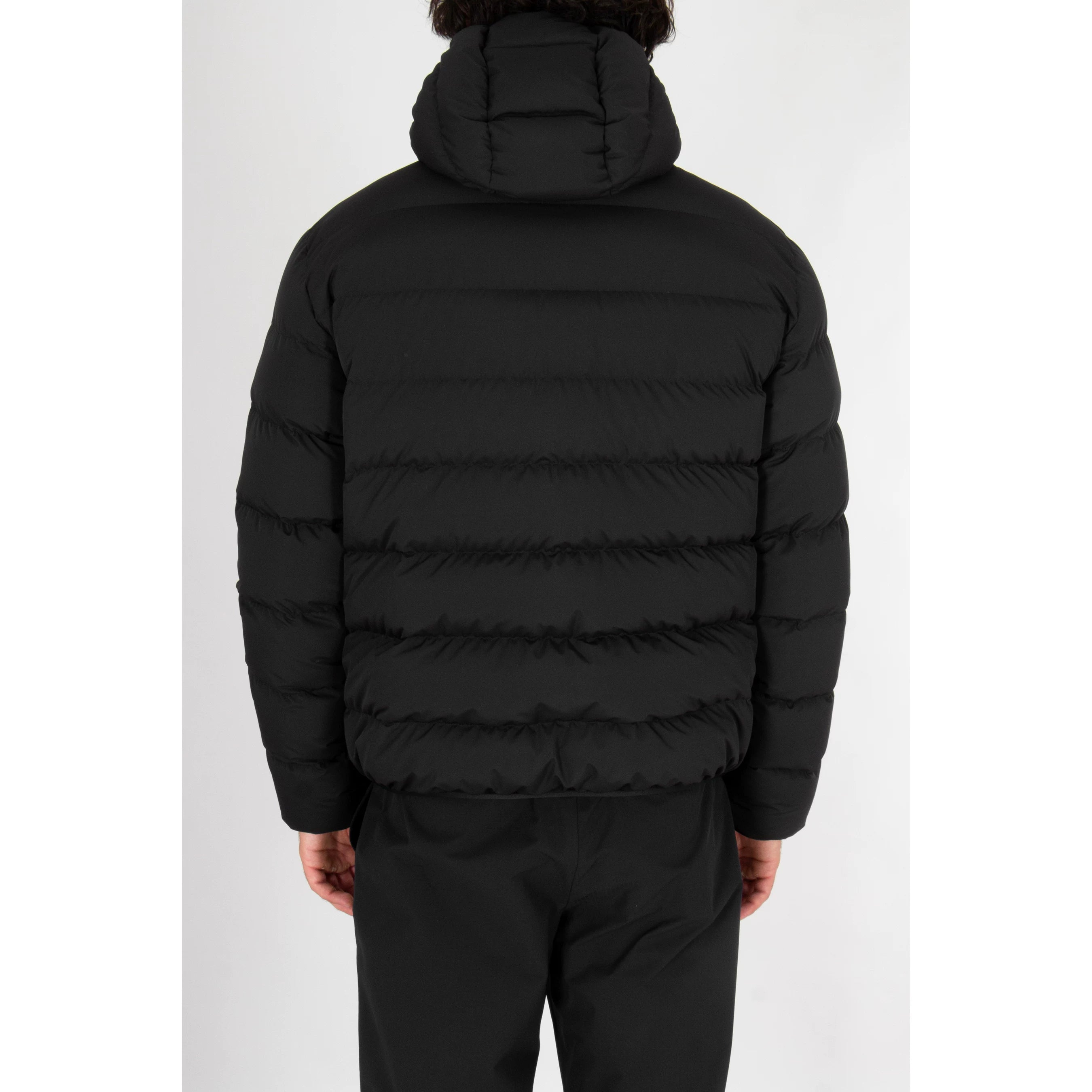 Moncler Men's Arajoki Down Jacket in Black