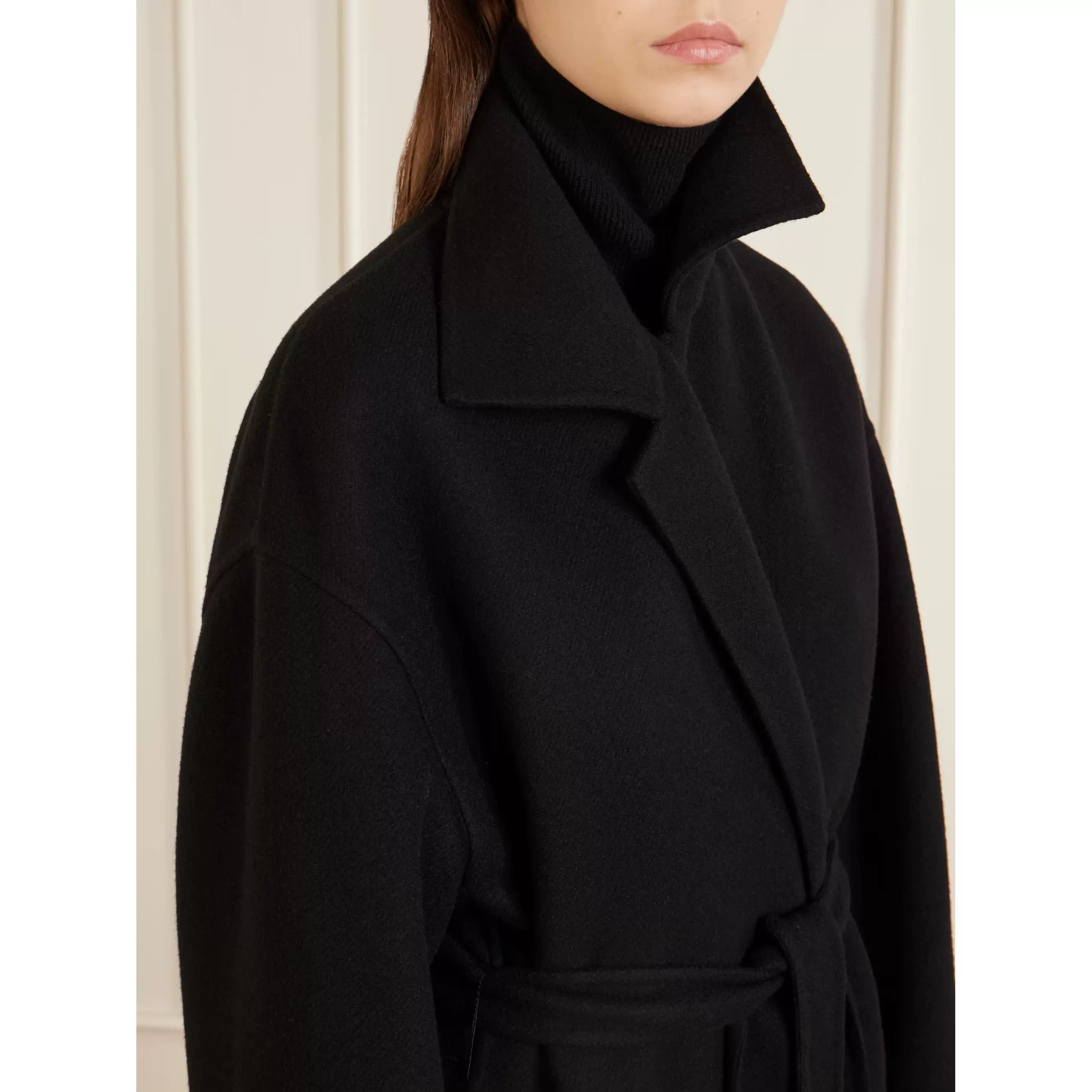 The Row Women's Ciara Coat in Black