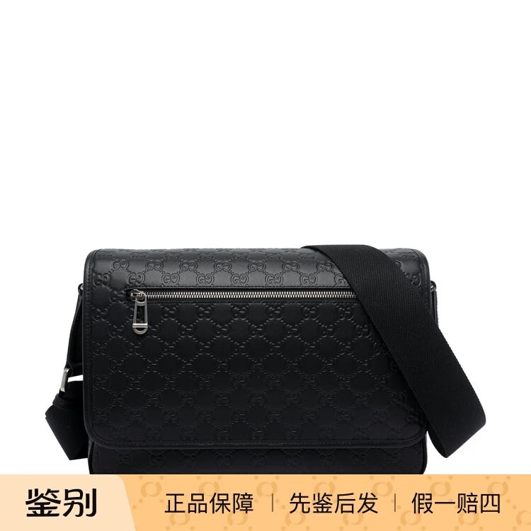 Gucci Men's Emblem Logo Bag in Black