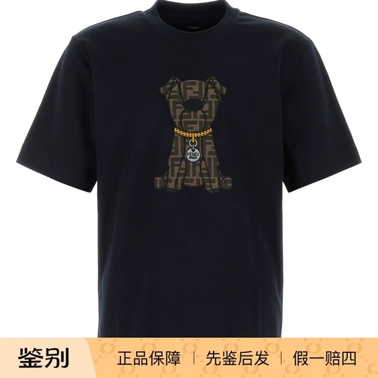 Fendi Men's T-Shirt in Black