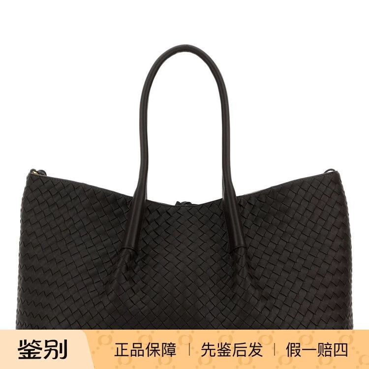 Bottega Veneta Women's Bv Pinacoteca Medium Bag