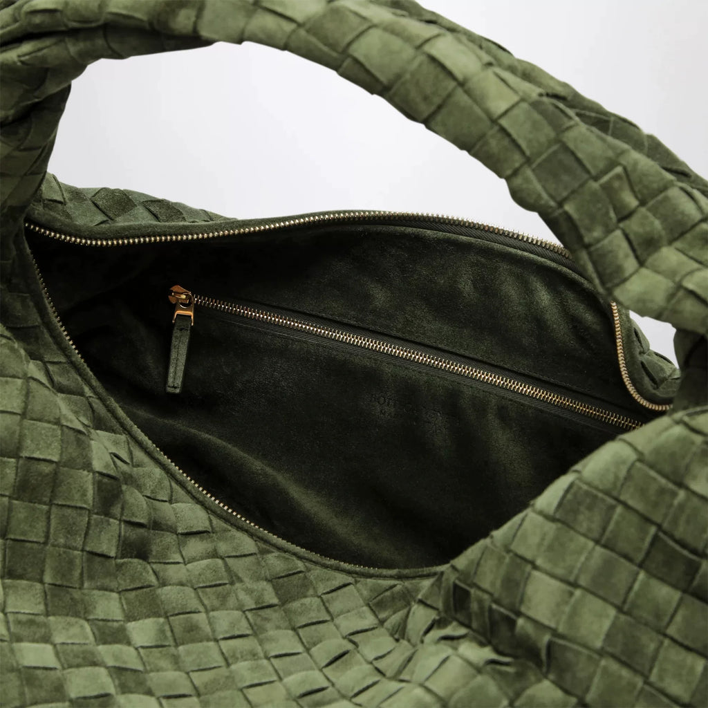 Bottega Veneta Women's Bv Jodie Large Handbag in Green