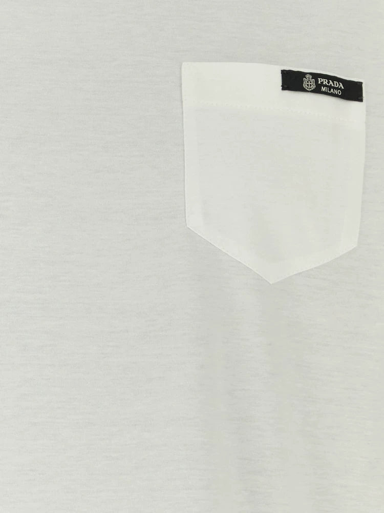 Prada Men's T-Shirt in Grey