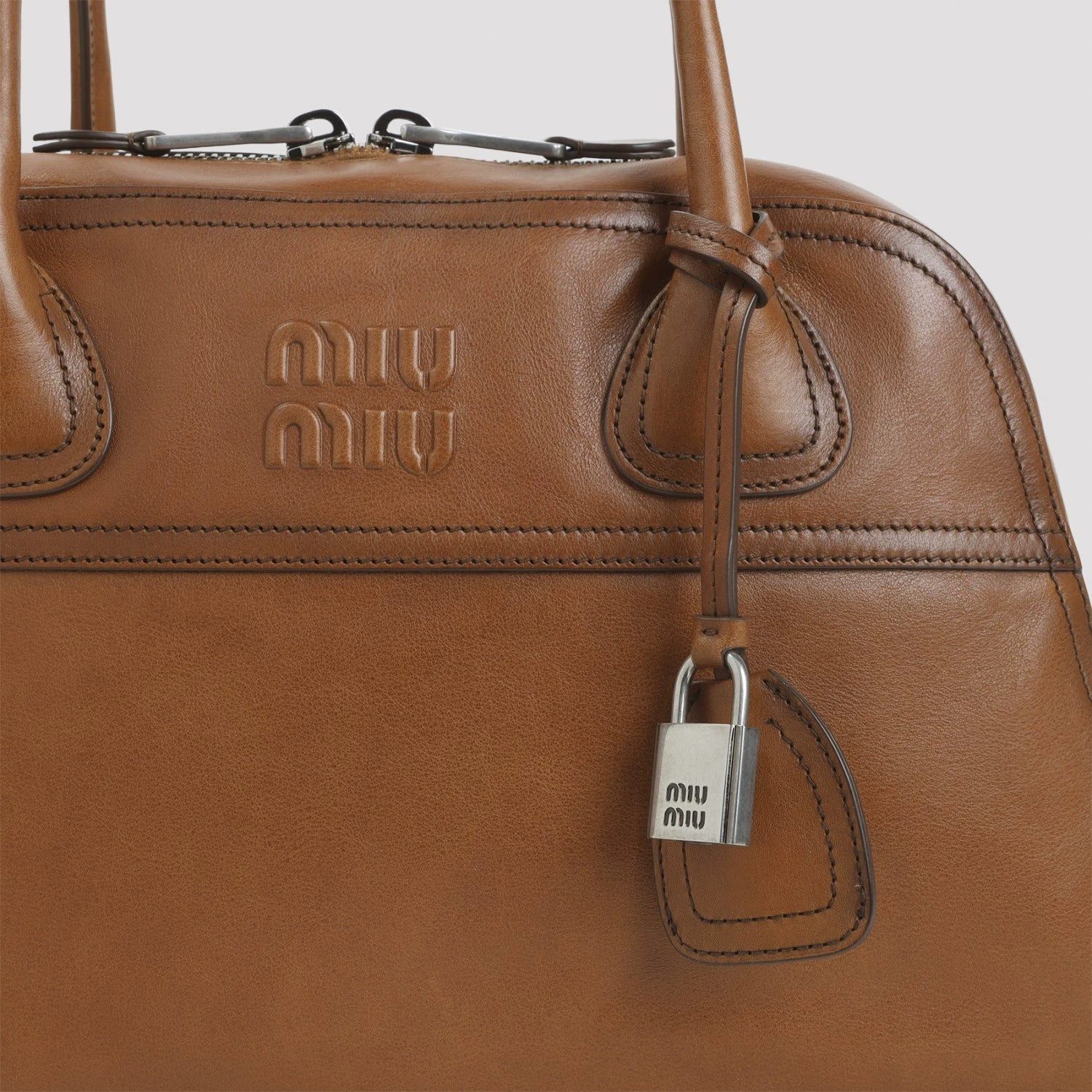 Miu Miu Women's Vivant Shoulder Bag in Brown