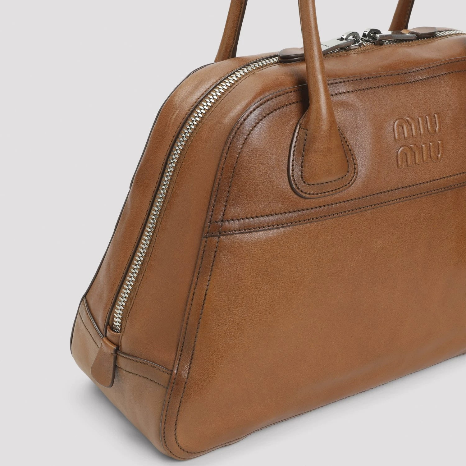 Miu Miu Women's Vivant Shoulder Bag in Brown