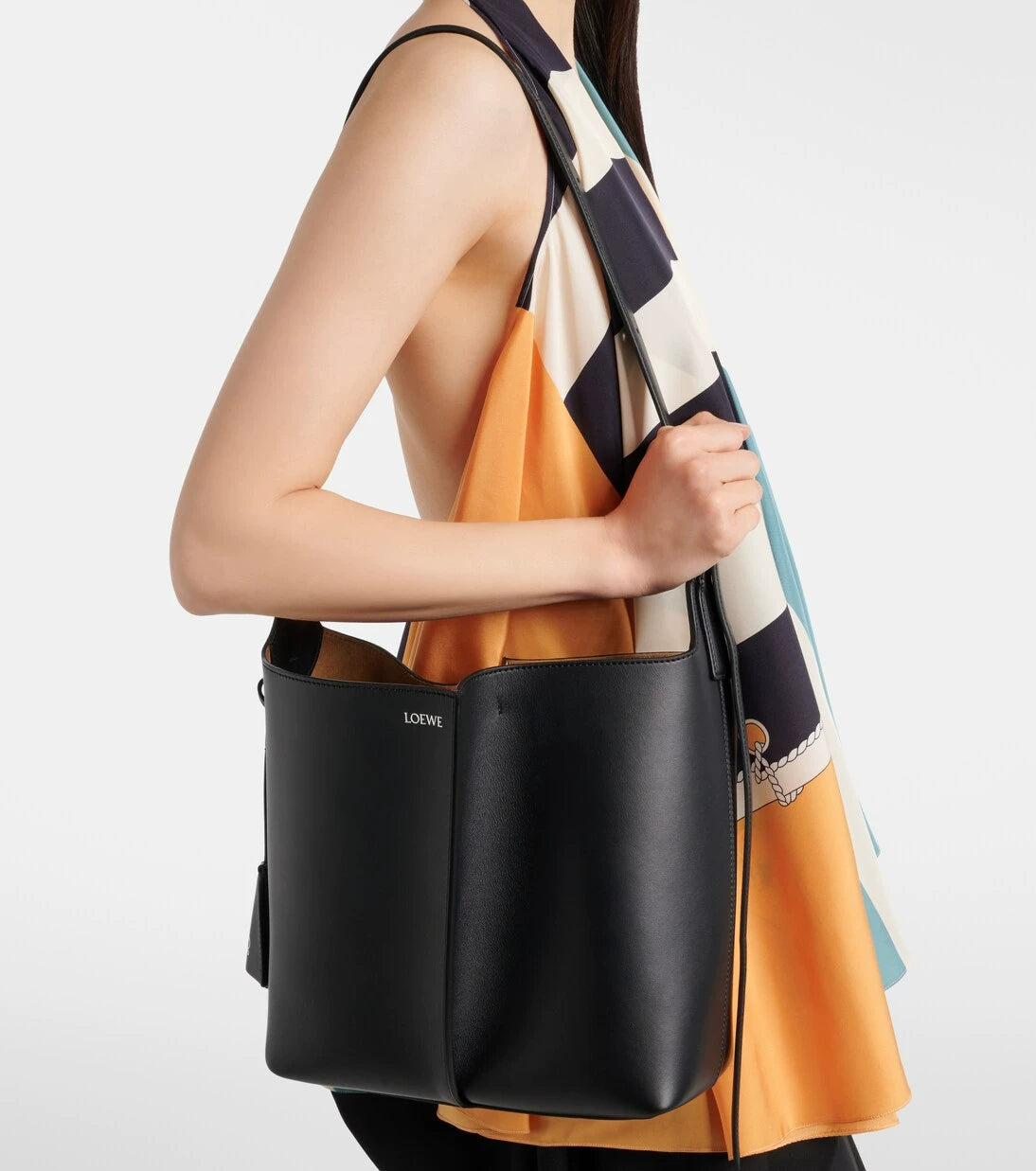 Loewe Women's Bilbao Medium Shoulder Bag in Black