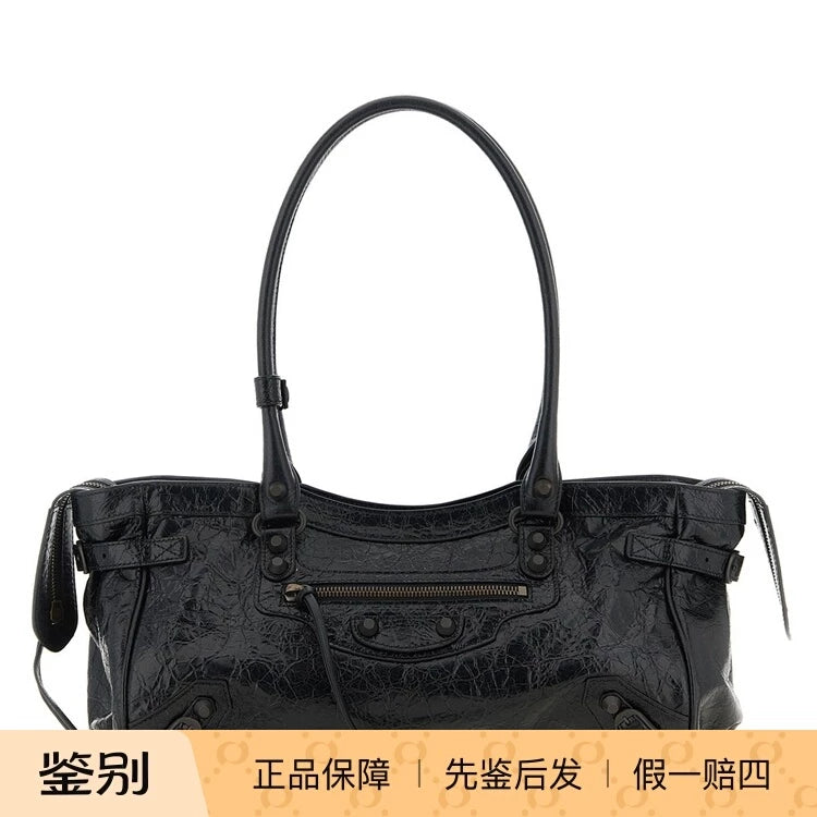 Balenciaga Women's Le City East West Bag