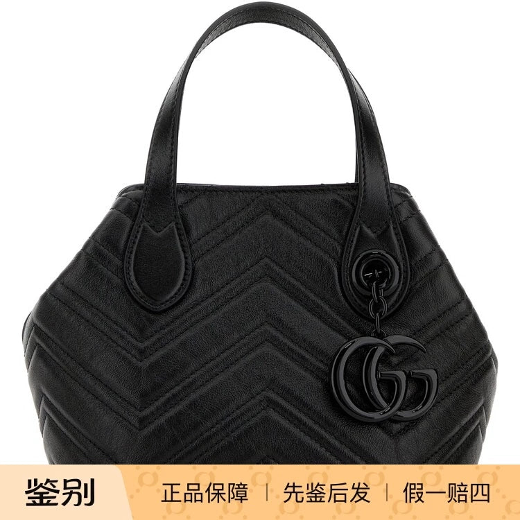 Gucci Women's Gg Marmont Mini Bag in Black