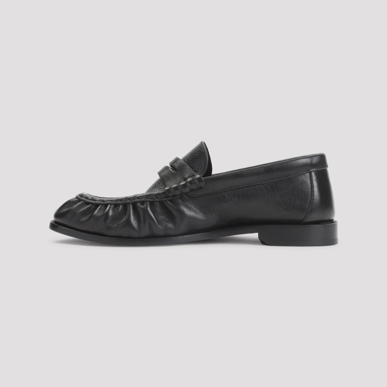 Saint Laurent Women's YSL Le Loafer Loafers in Black