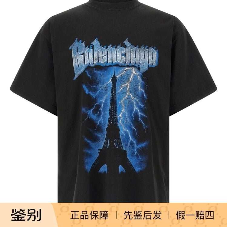 Balenciaga Men's T-Shirt in Black
