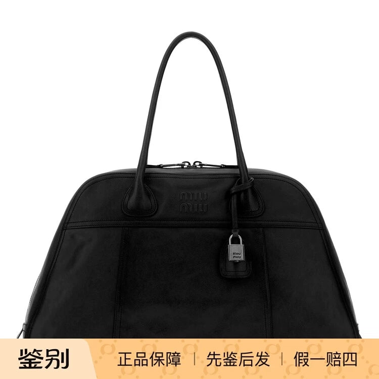 Miu Miu Women's Vivant Shoulder Bag in Black