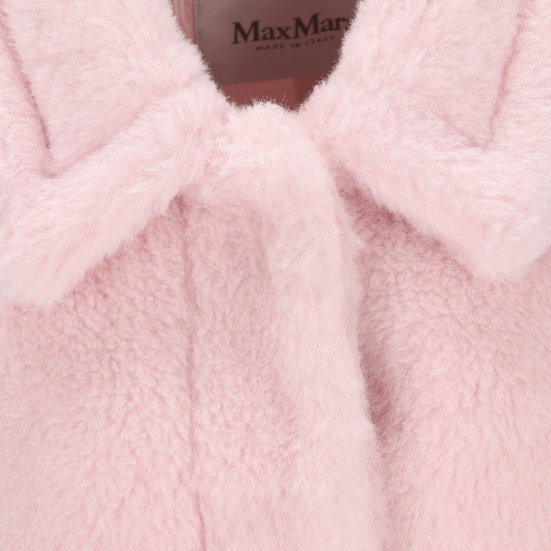 Maxmara Women's Max Mara Coat in Pink
