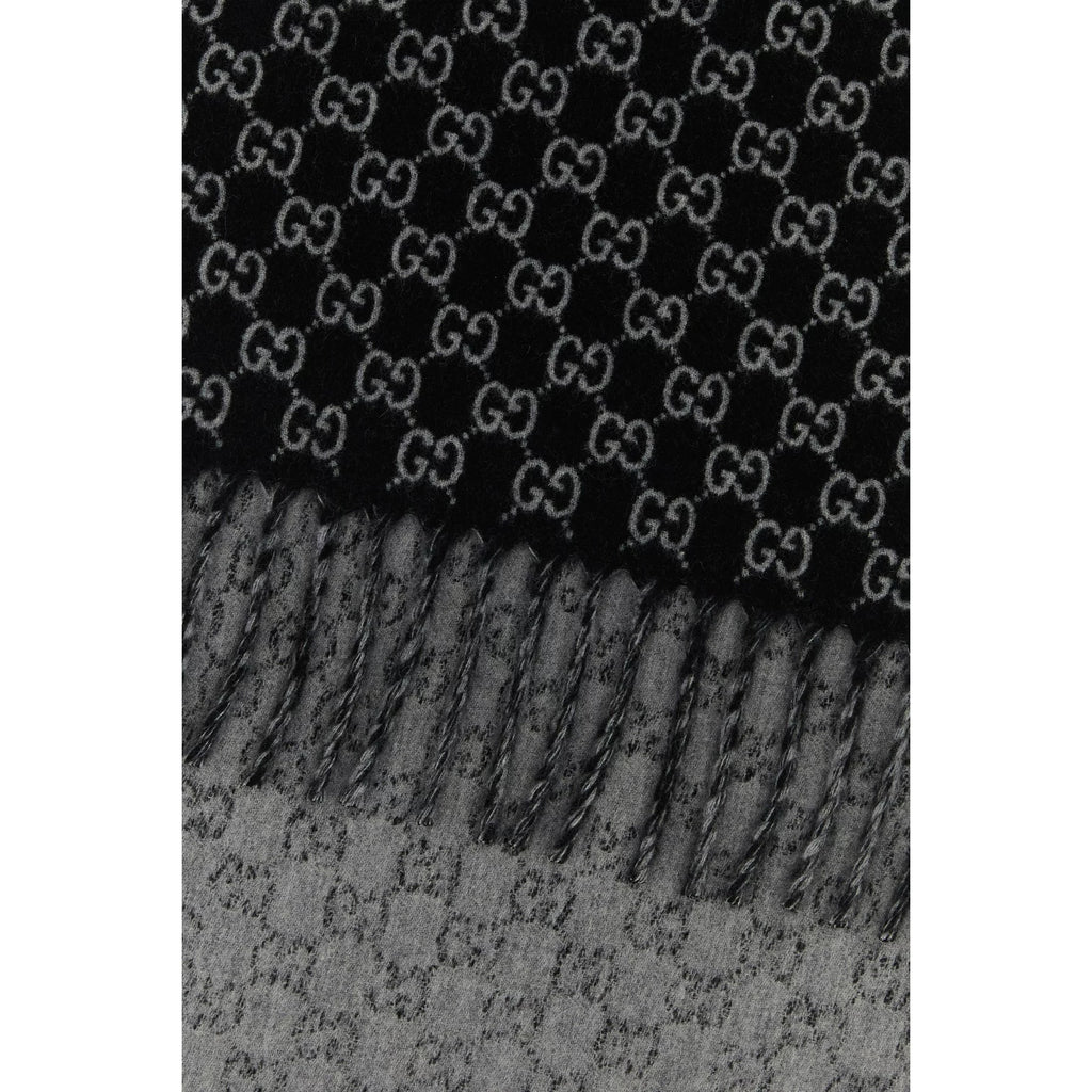 Gucci Men's Scarf in Black