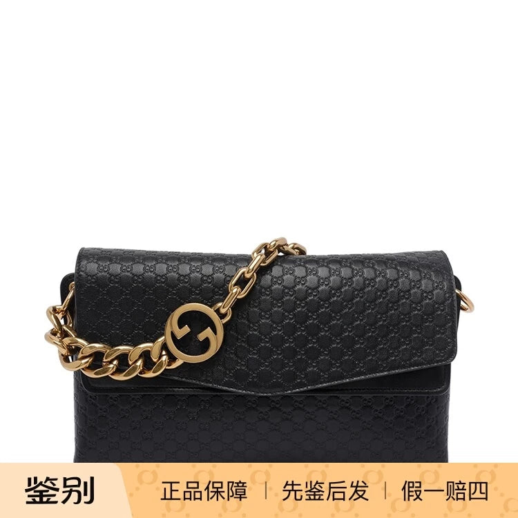 Gucci Women's Bag in Black