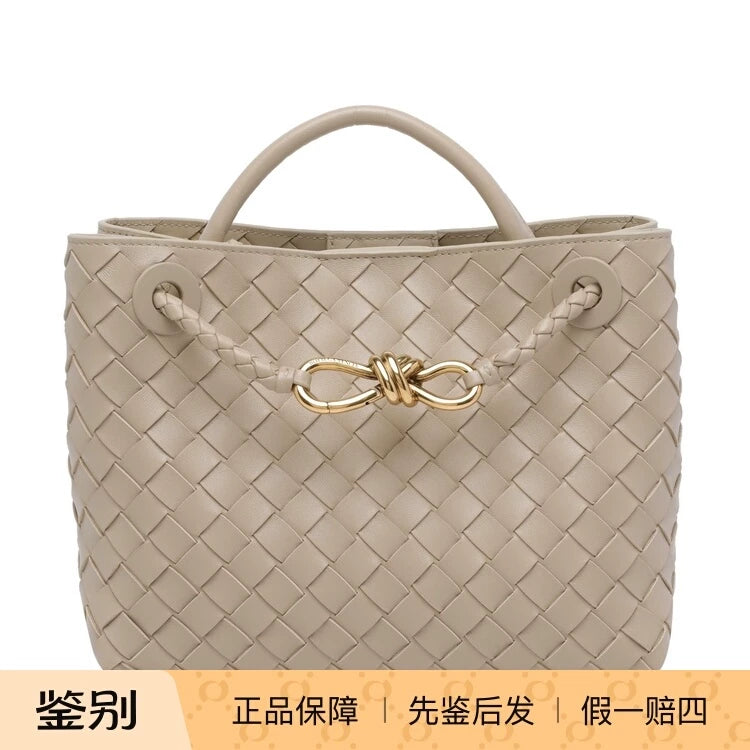 Bottega Veneta Women's Andiamo Small Bag in Beige