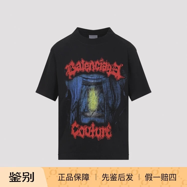 Balenciaga Women's T-Shirt in Black
