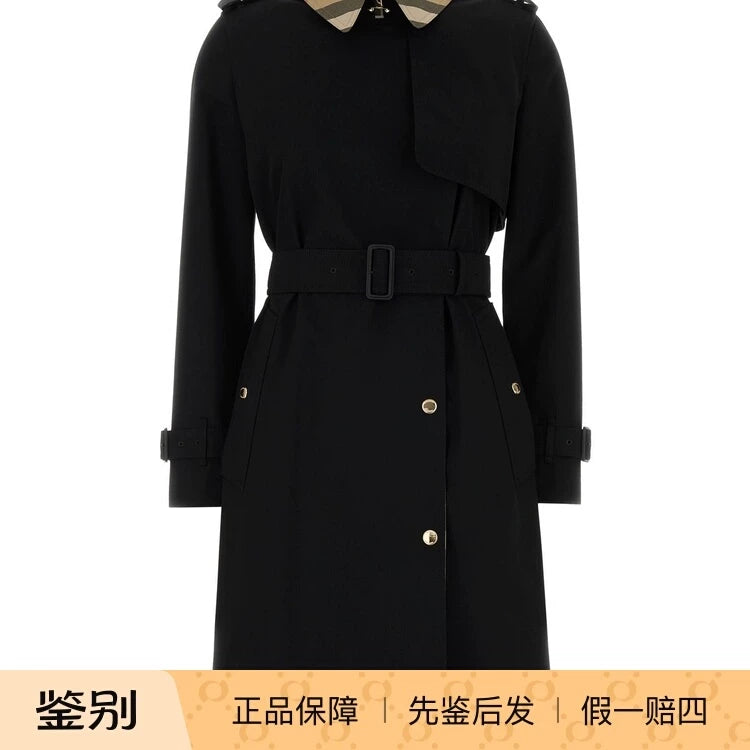 Burberry Women's Sandridge Trench Coat in Black