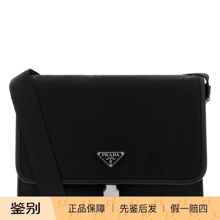 Prada Men's Bag in Black