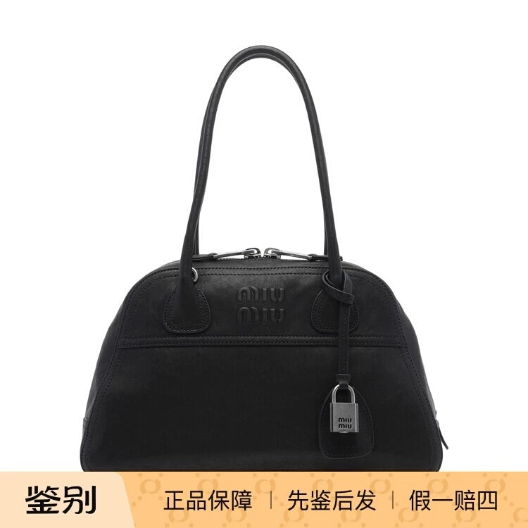 Miu Miu Women's Vivant Small Shoulder Bag in Black