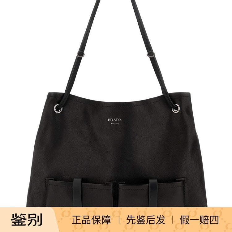 Prada Women's Route Large Bag in Black