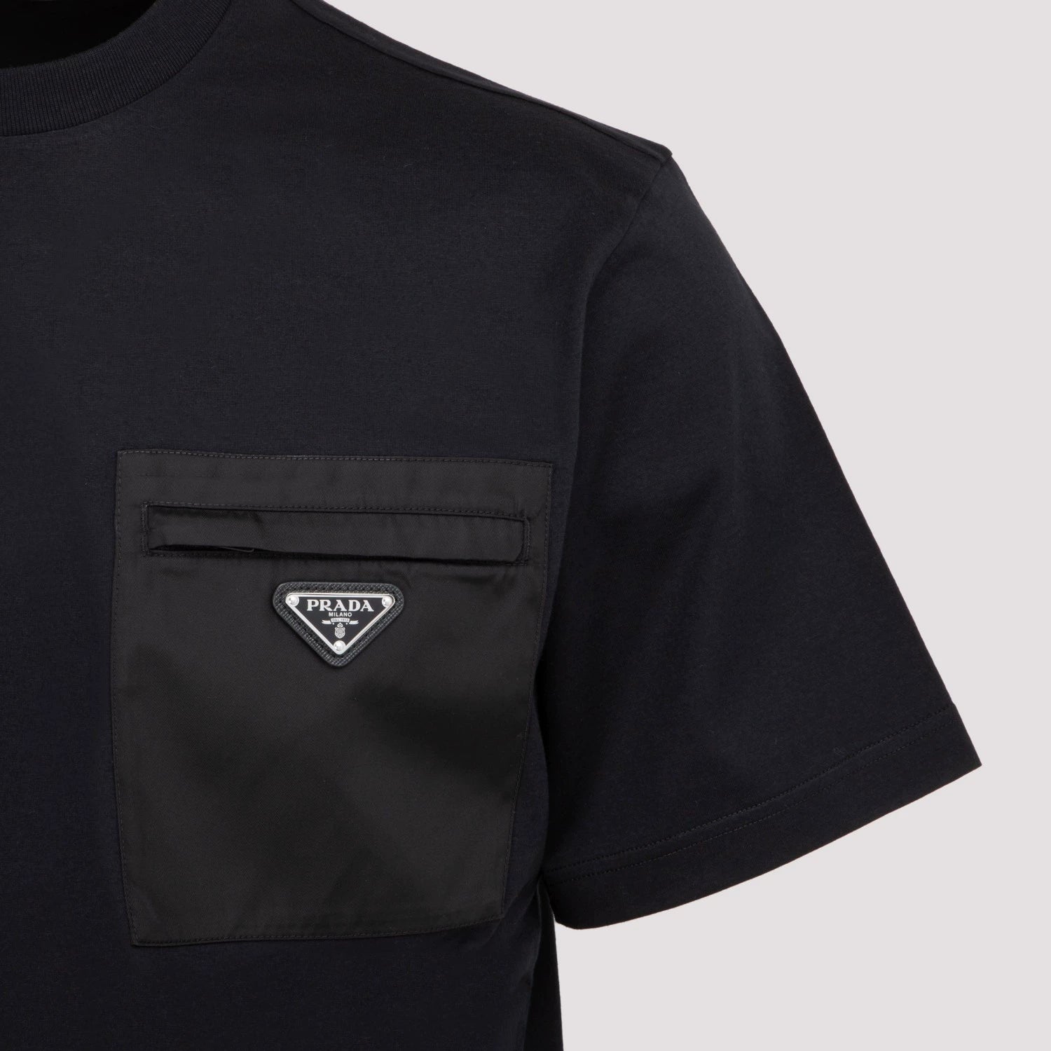 Prada Men's T-Shirt in Black