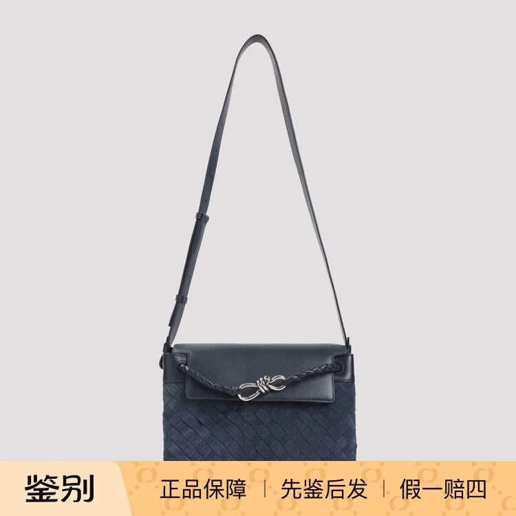 Bottega Veneta Men's Andiamo Bv Small Bag in Blue